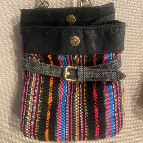Two Roxy Crossbody Purses - Picture 4 of 9